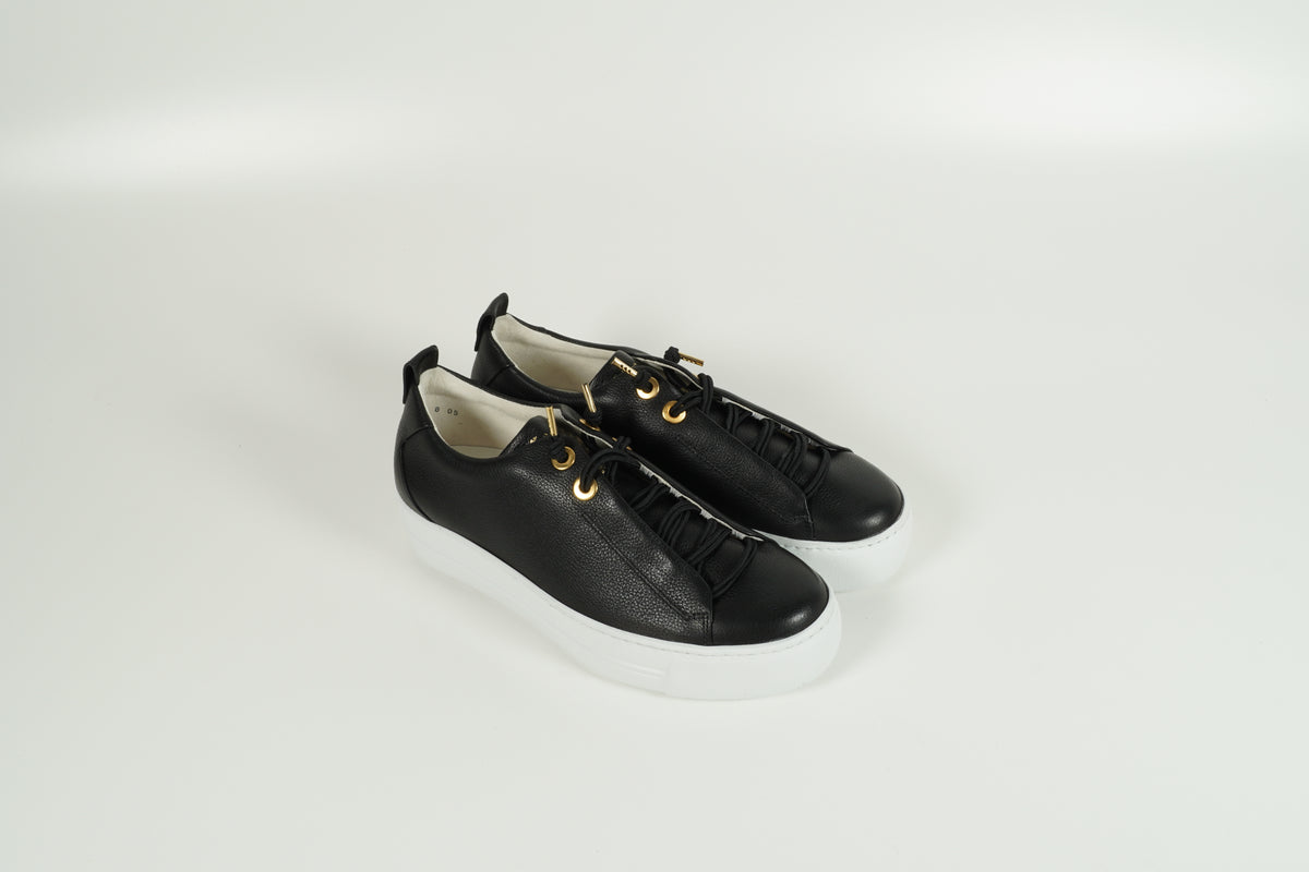 Sneaker Schwarz