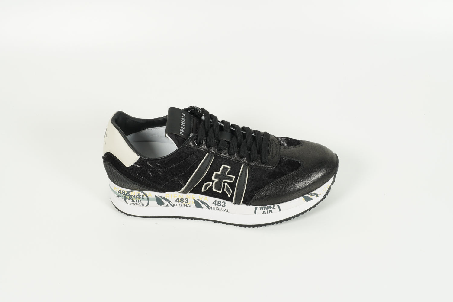 Sneaker Schwarz