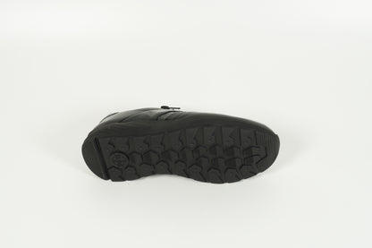 Sneaker Schwarz