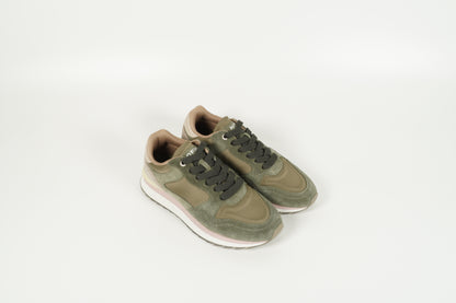 Sneaker Grün