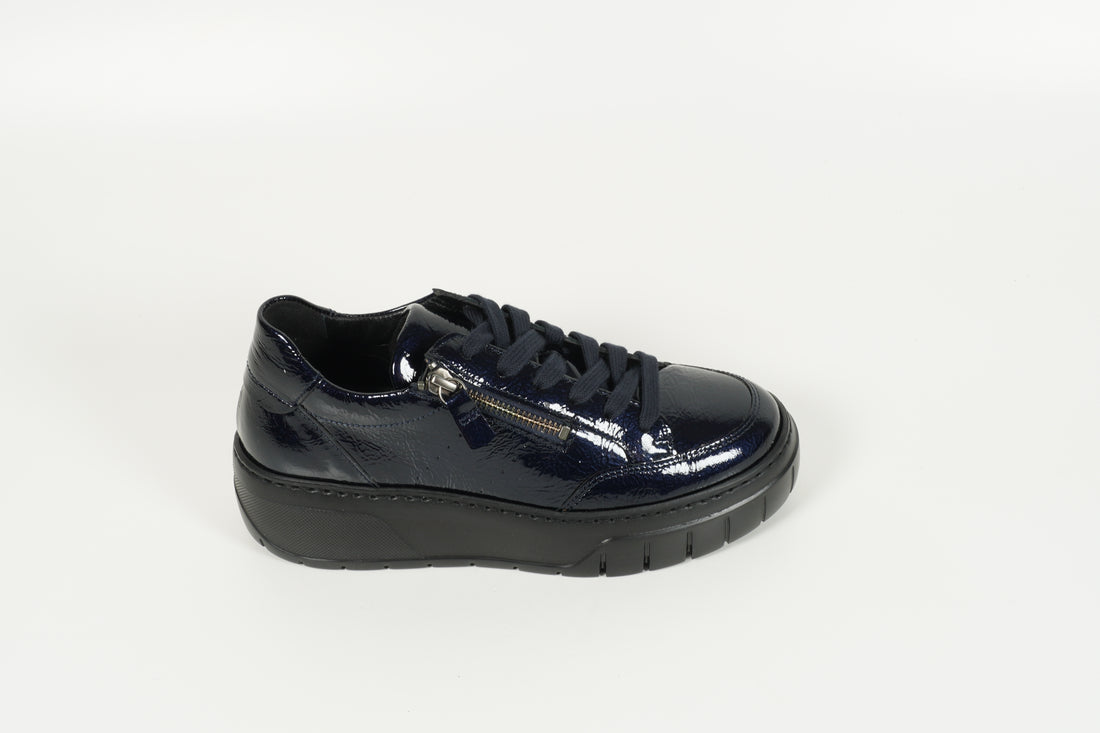 Sneaker Blau