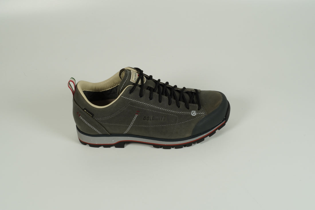 Chaussure à lacets grise
