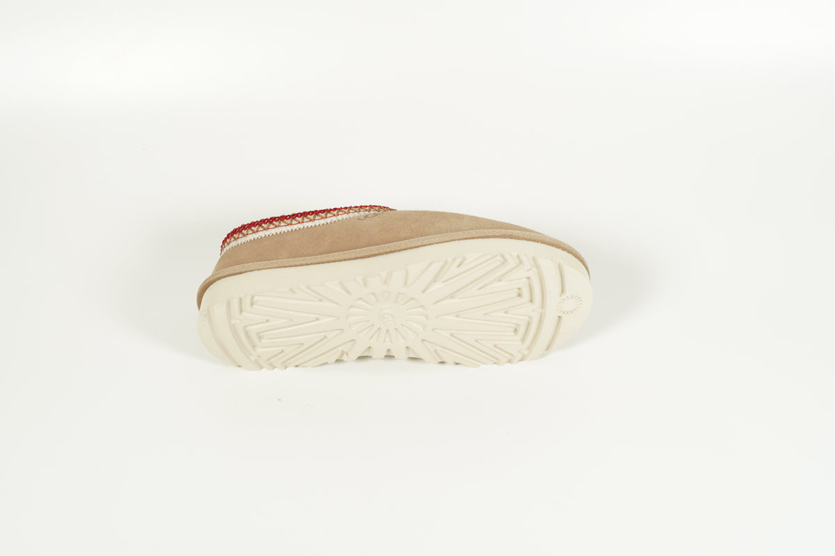 Tasman II Sand Dark Cherry