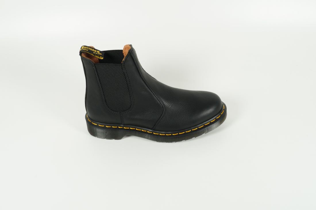 Boot Schwarz