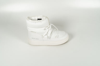 Bottes de lune blanches