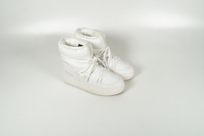 Bottes de lune blanches