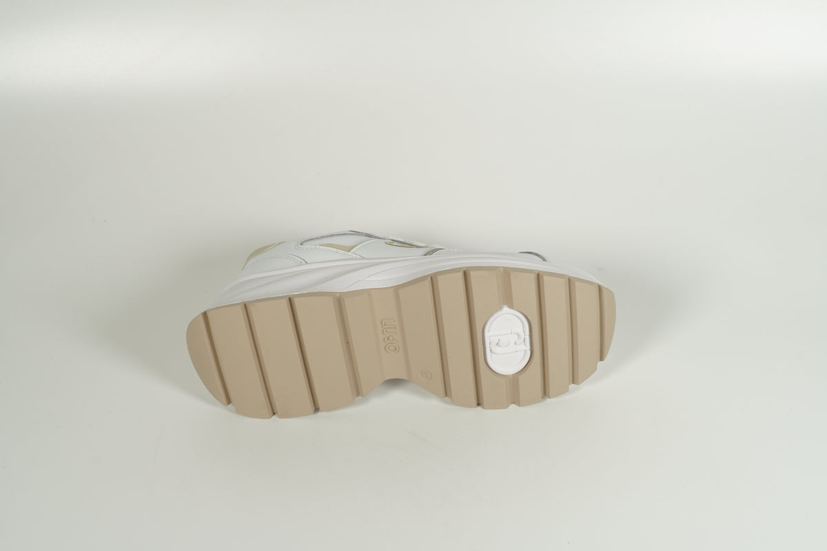 Sneaker White