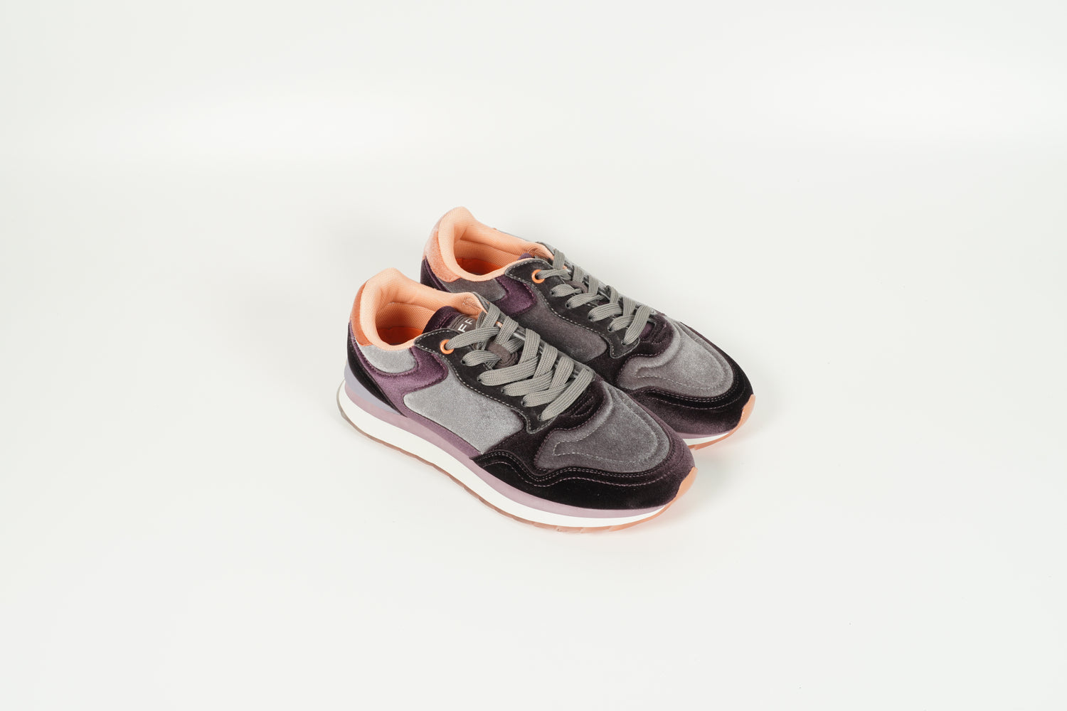 Sneaker Lila