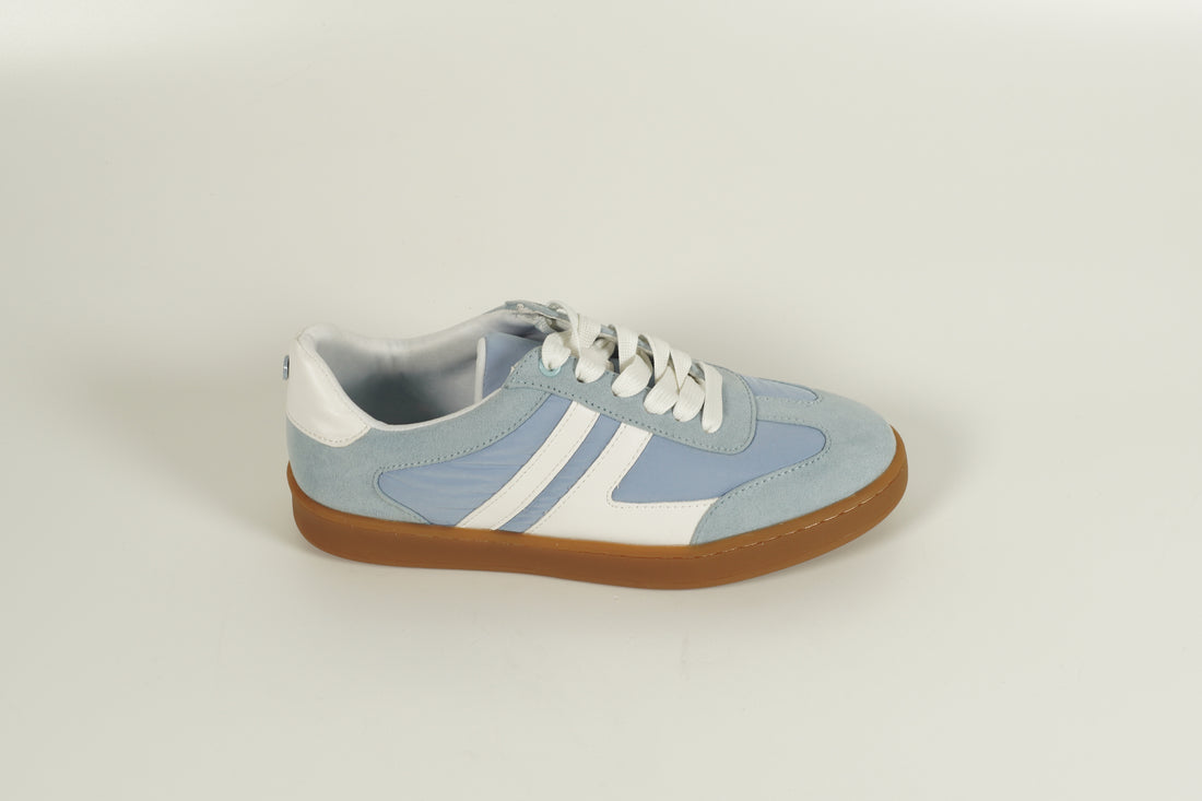 Sneaker Blau