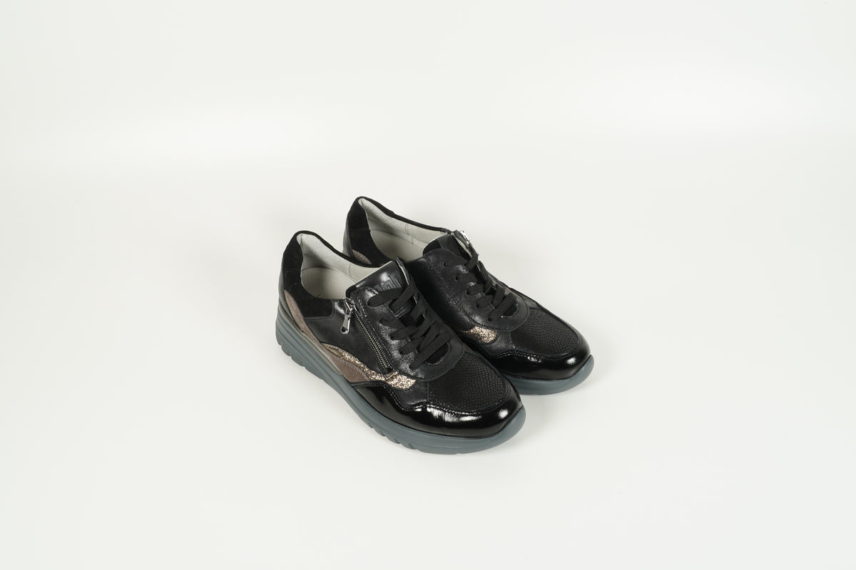 Sneaker Schwarz