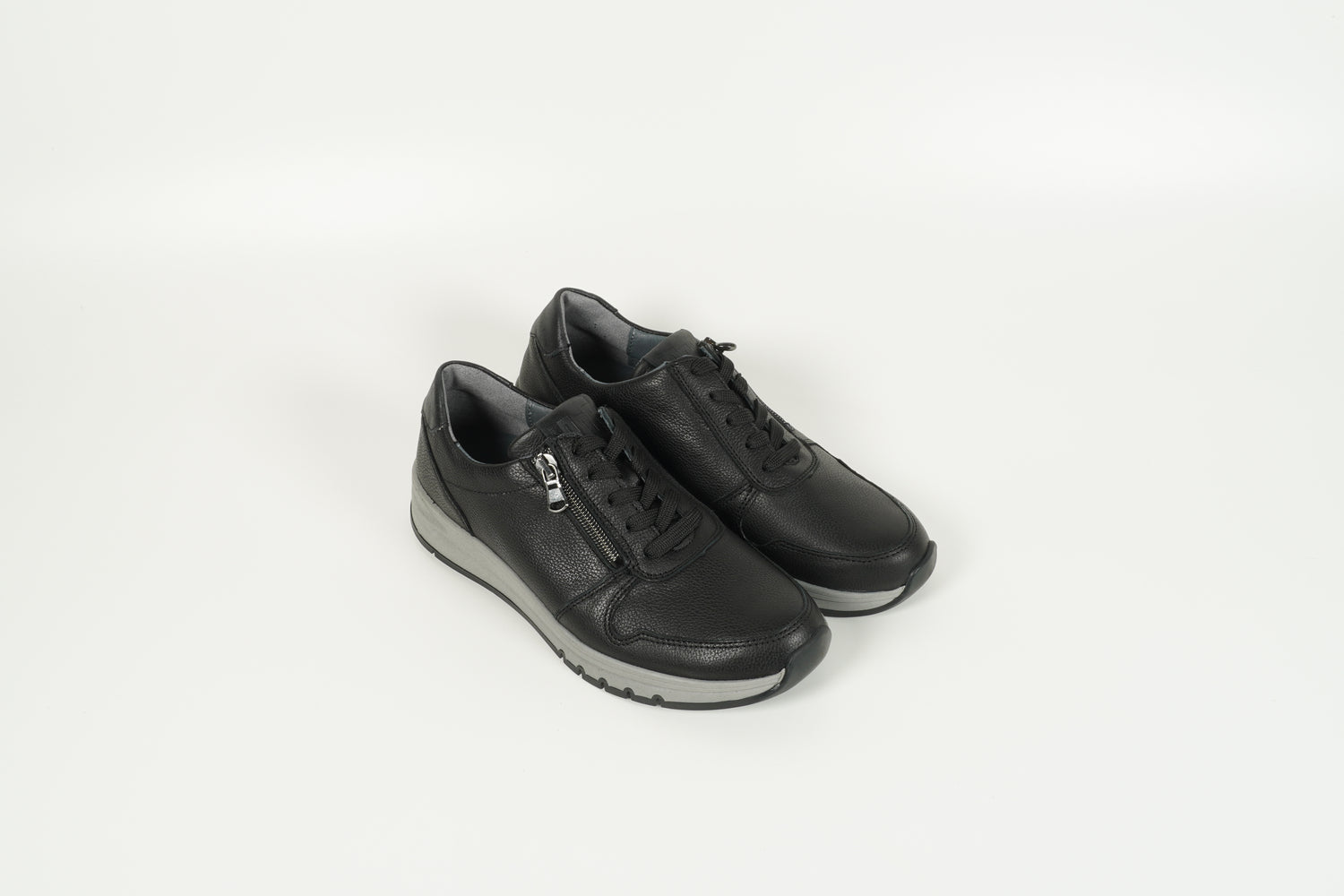 Sneaker Schwarz