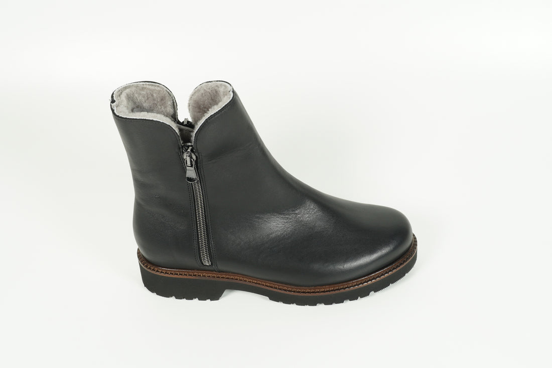 Stiefelette gefüttert Schwarz