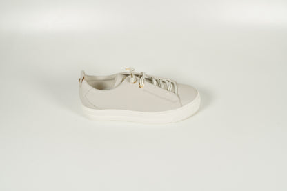Baskets beiges