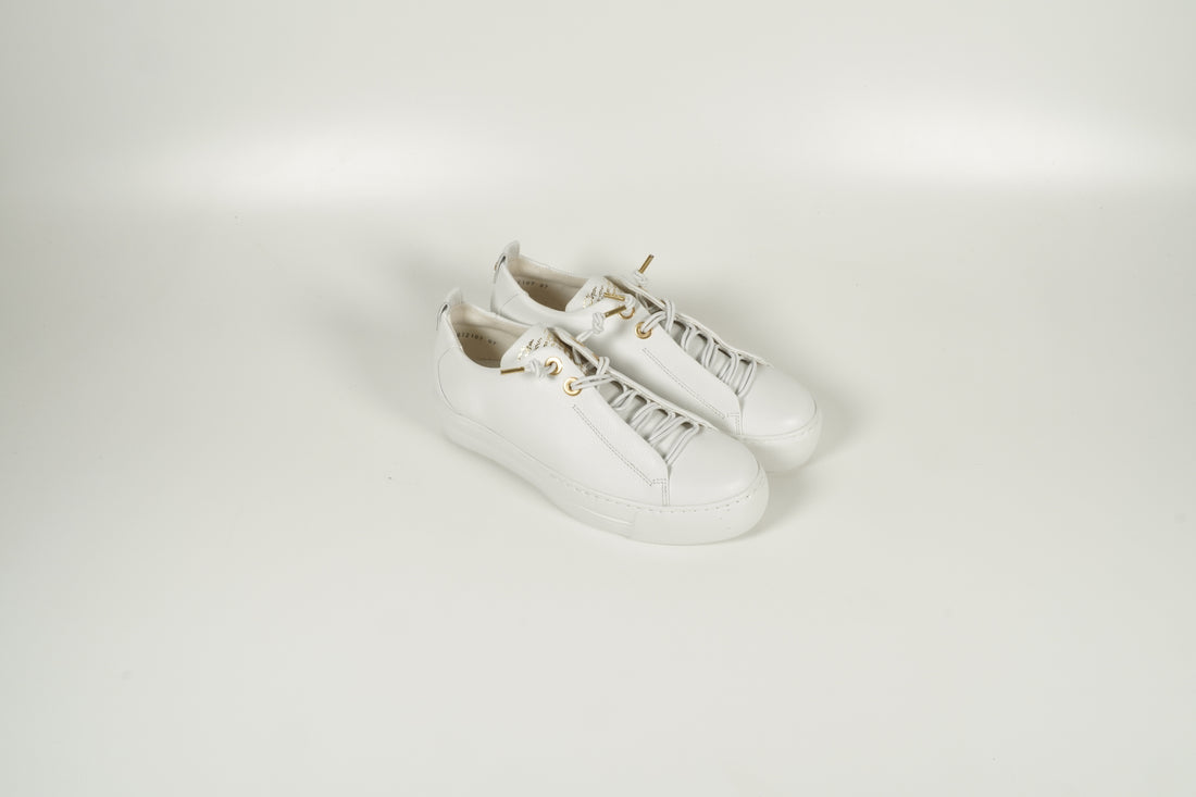 Baskets blanches