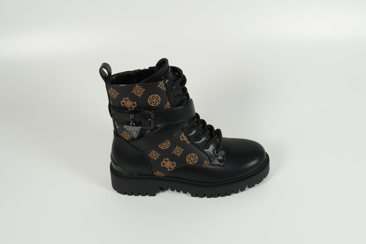 Boot Black