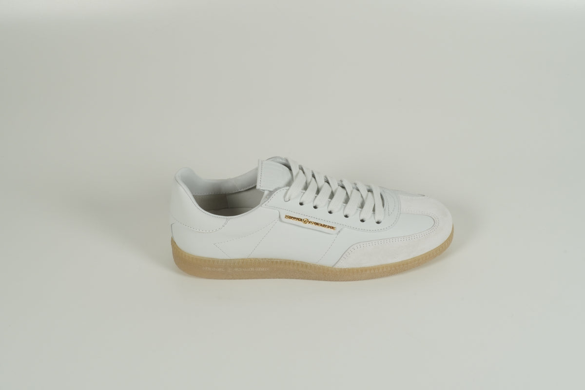 Sneaker White