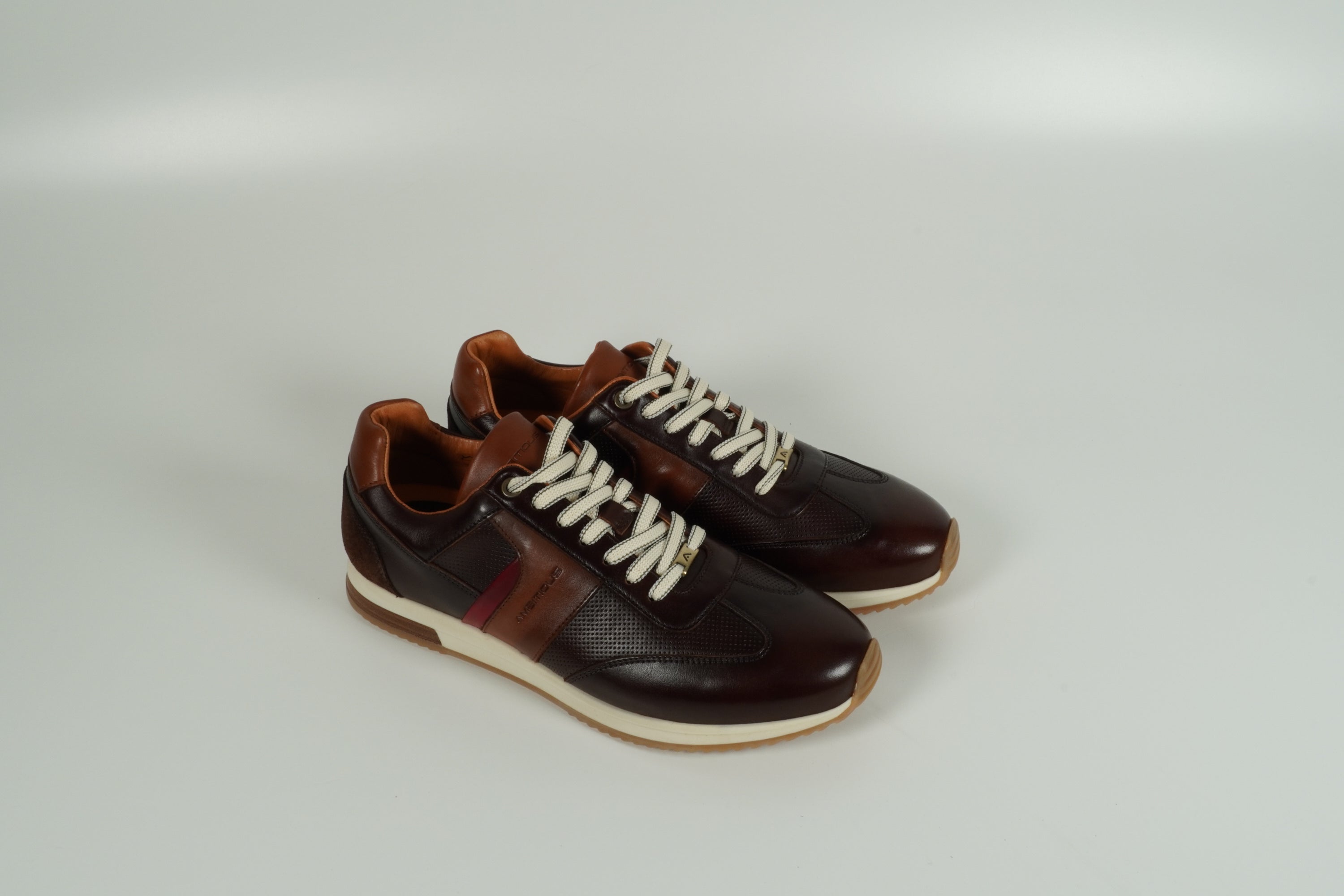 Sneaker Brown