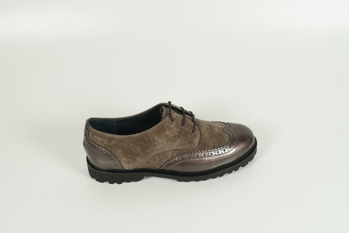 Chaussure à lacets beige