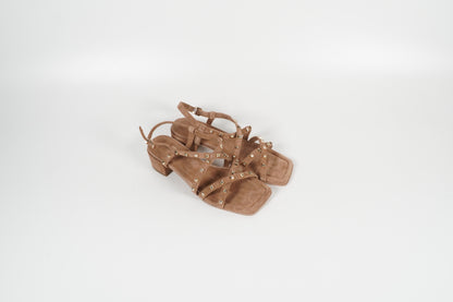 Sandal Brown