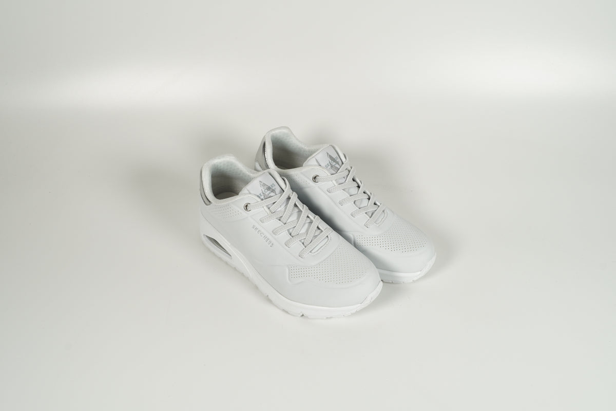 Baskets blanches