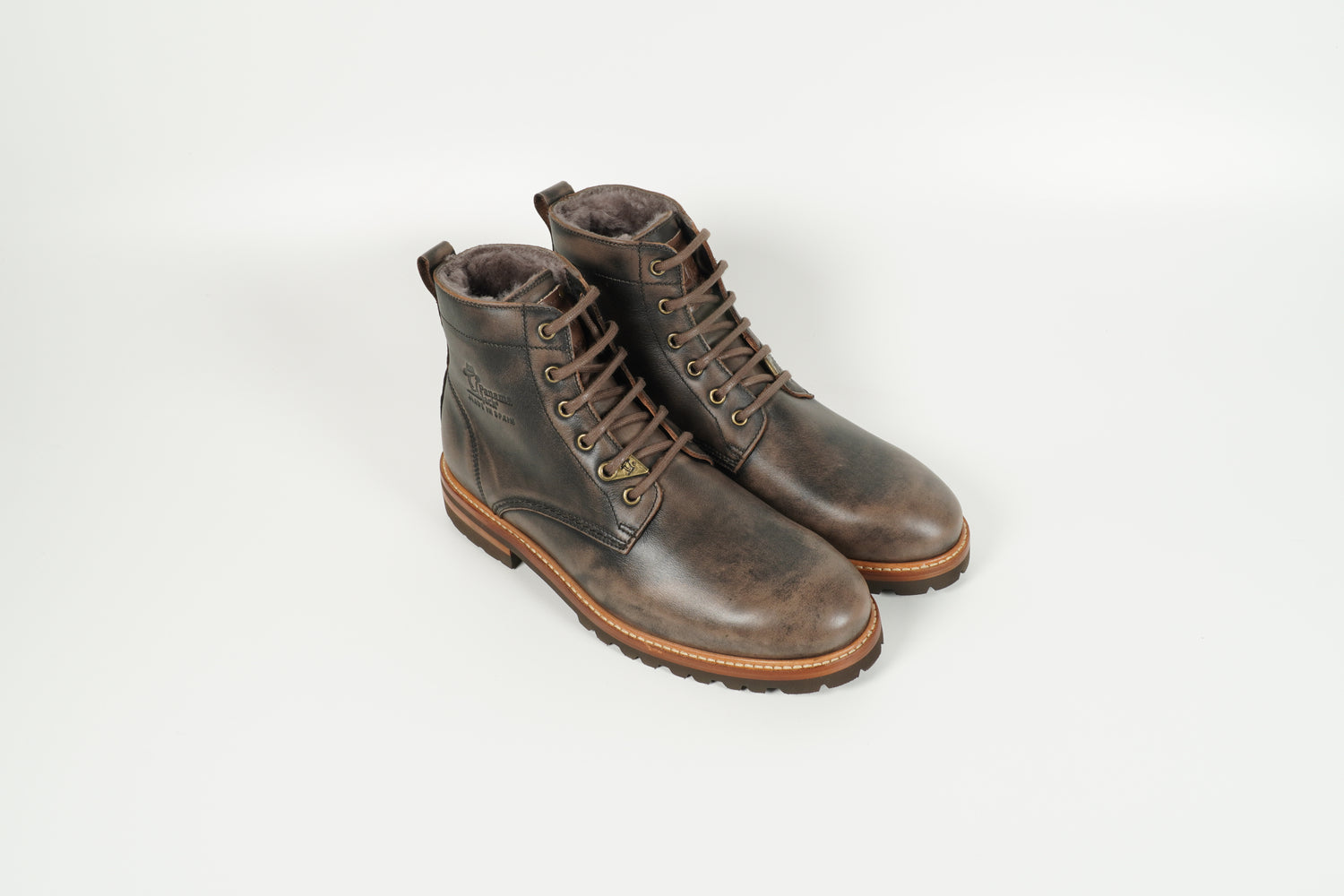 Boot Grau
