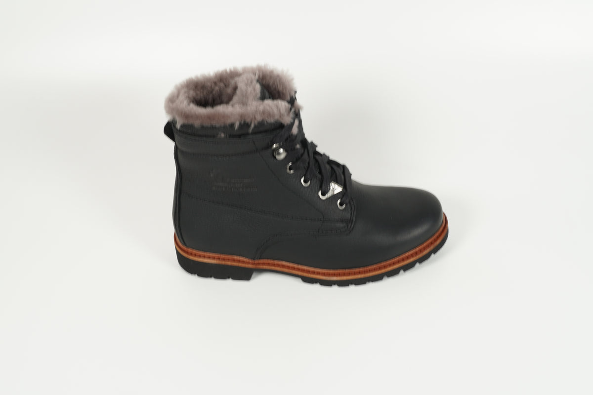 Boot Schwarz