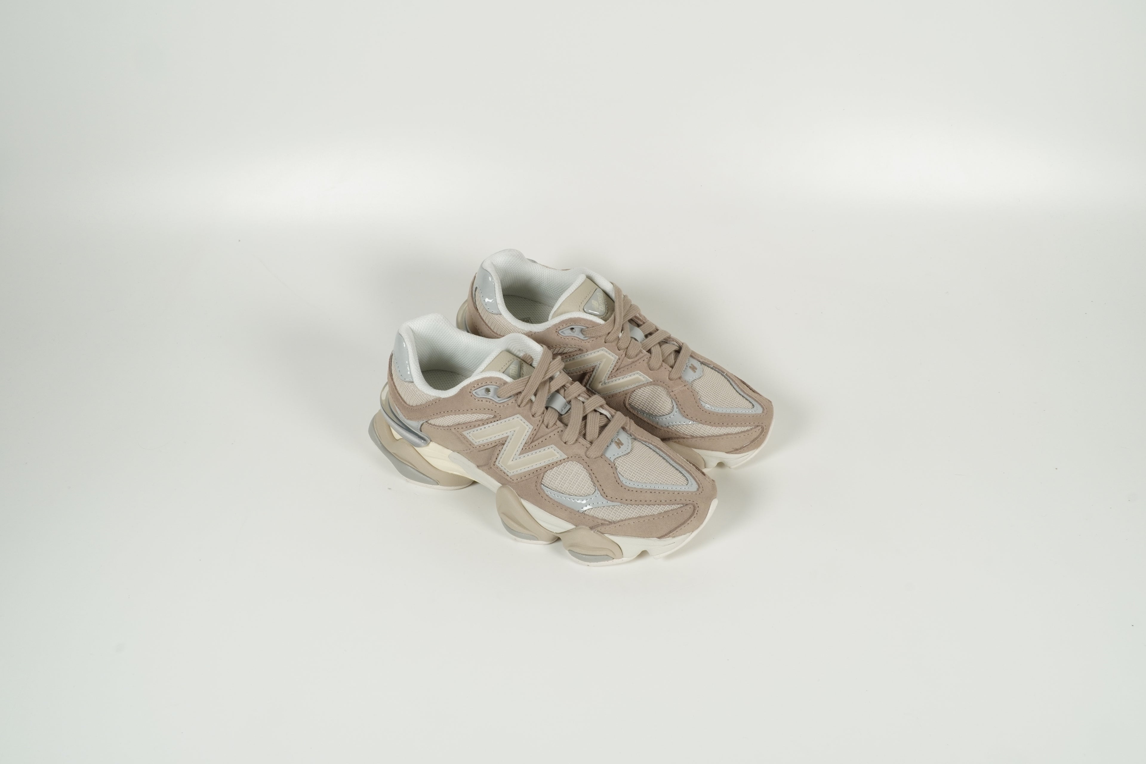 Sneaker U9060 Beige