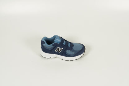 Sneaker Blau