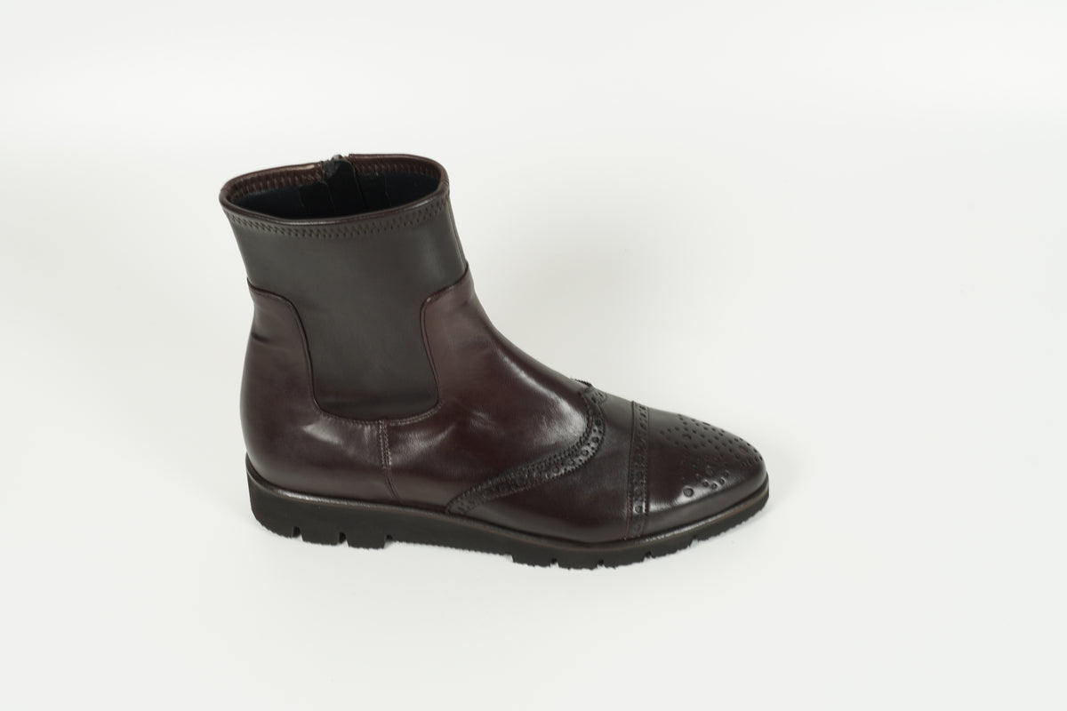 ankle boots brown