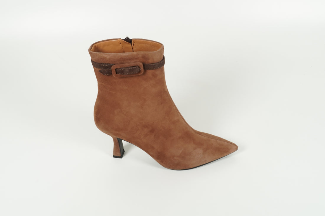 Stiefelette Braun
