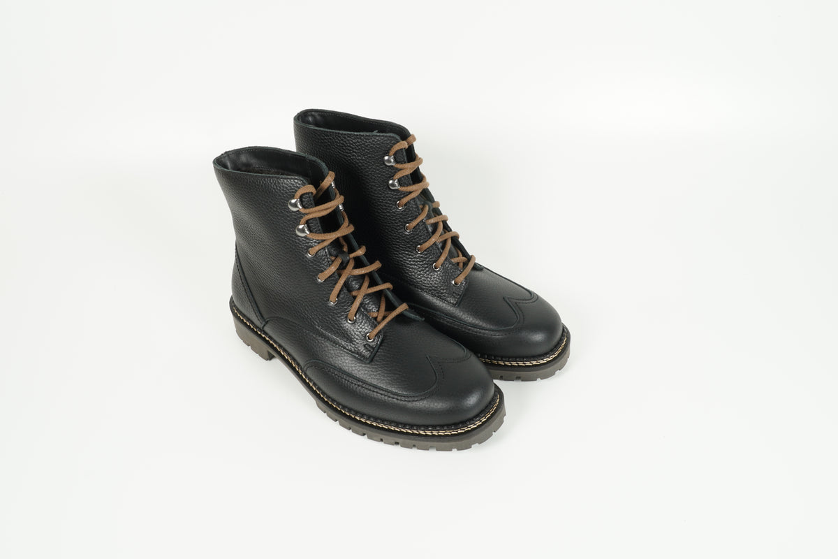 Boot Furka Schwarz