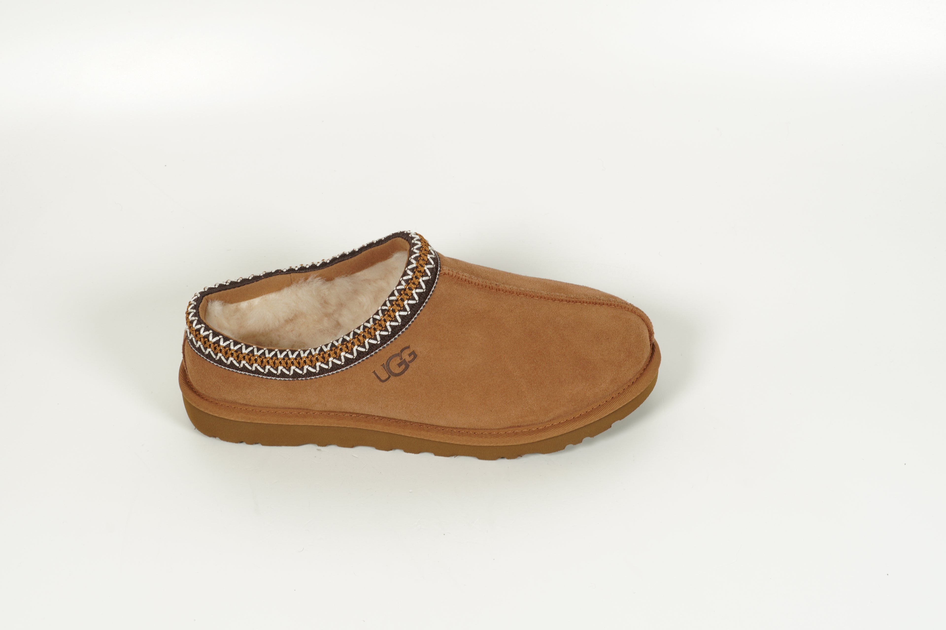 Tasman II Chestnut