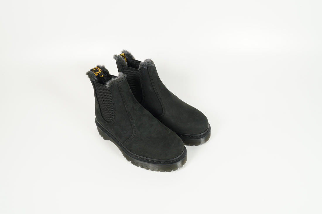 Boot Schwarz