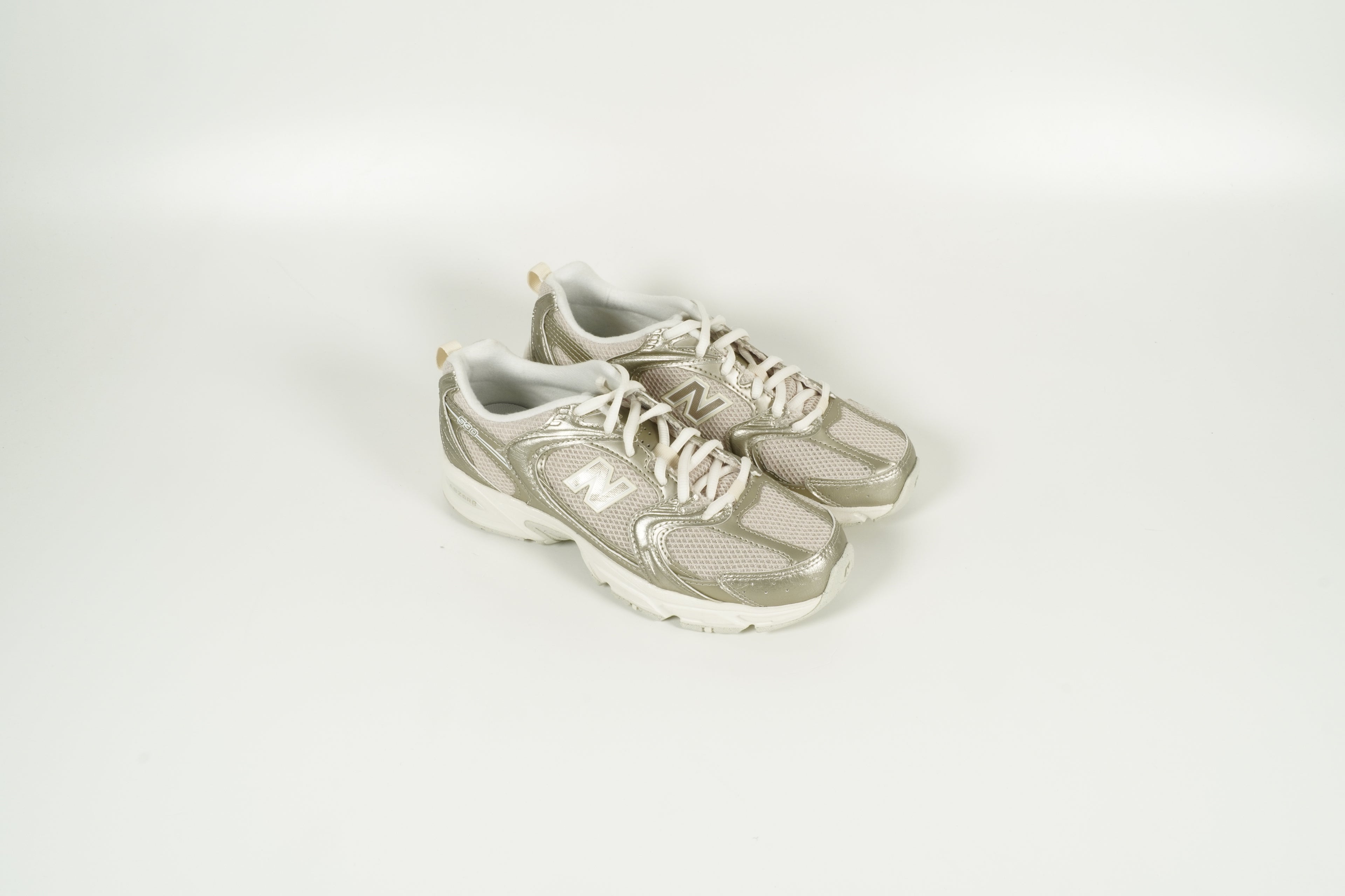 Sneaker U530 Gold