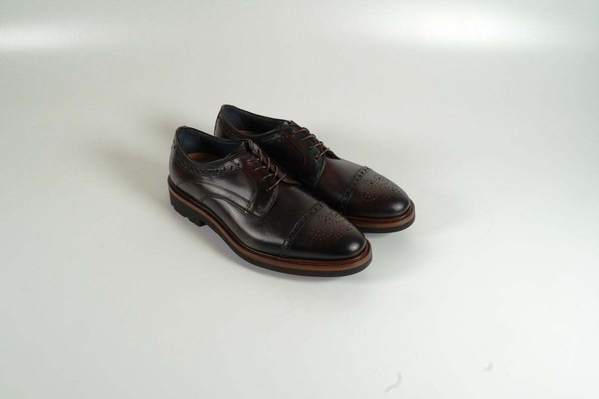 Lace-up Shoe Brown
