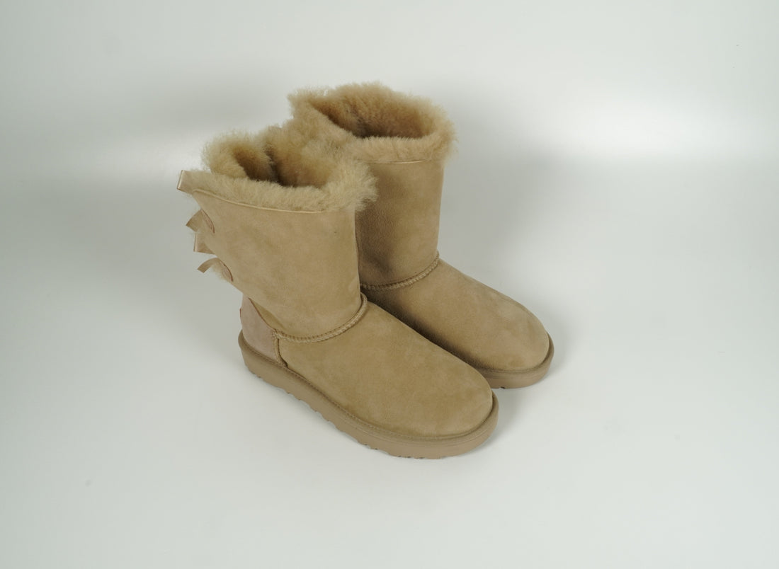 Bailey Bow III Beige