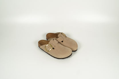 Hausschuh Boston Big Buckle Beige