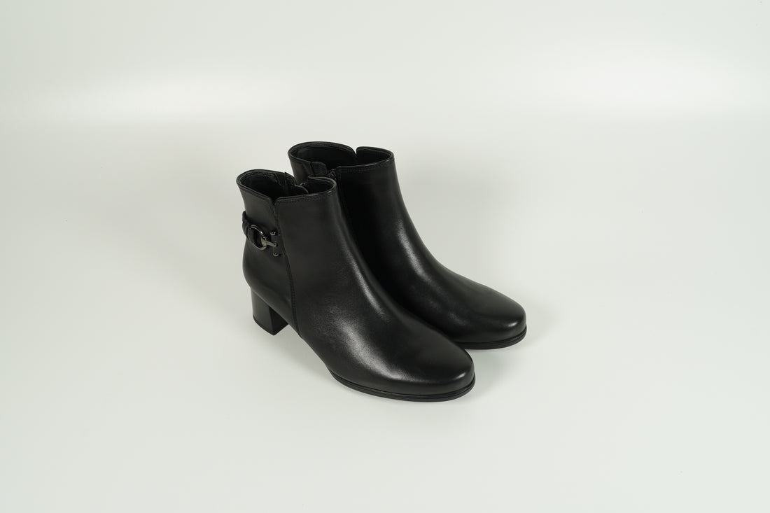 Stiefelette Schwarz