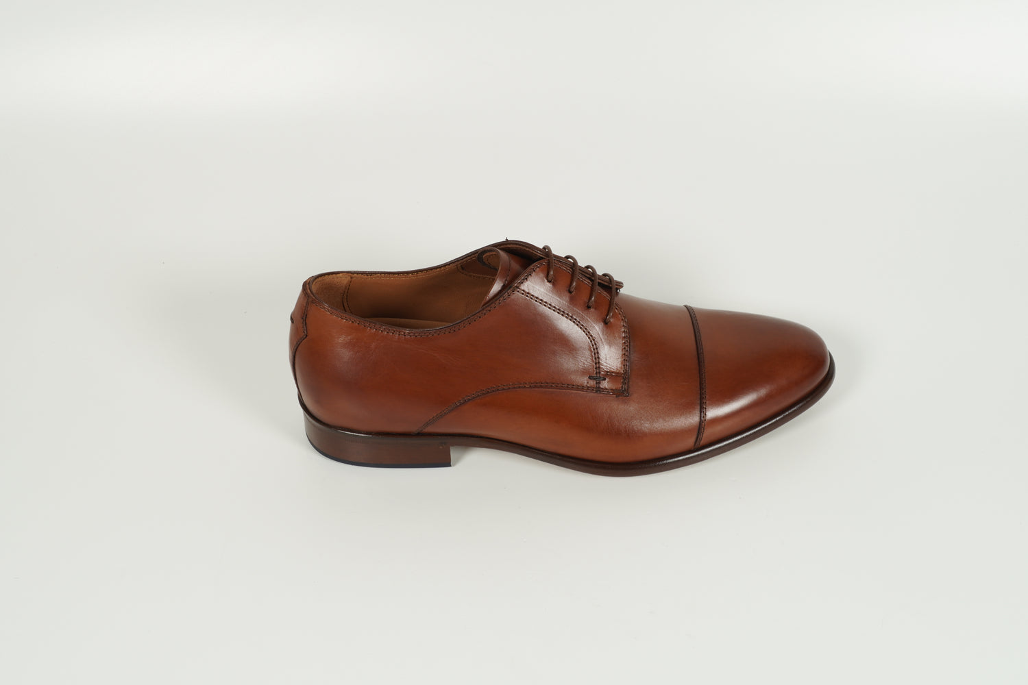 Lace-up Shoe Brown