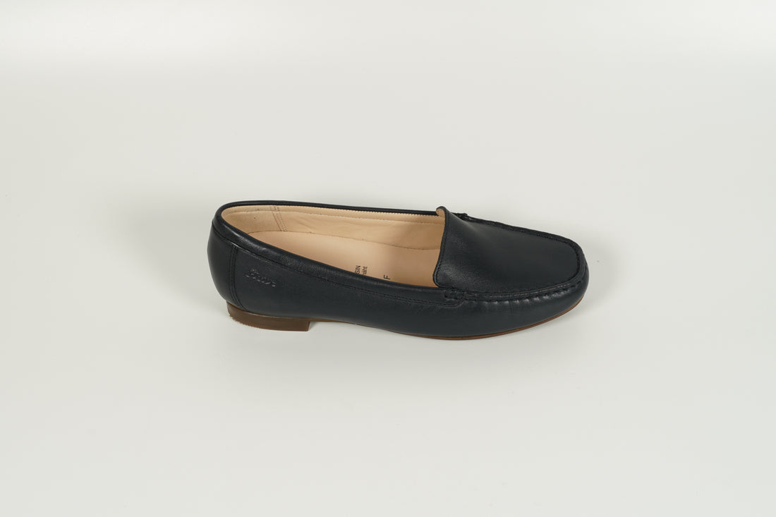 Moccasin Blau