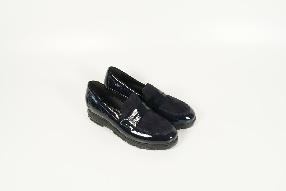 Moccasin Blue