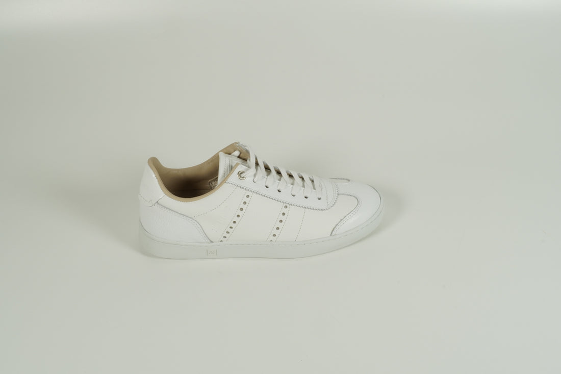 Sneaker White