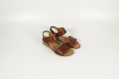 Sandal Brown