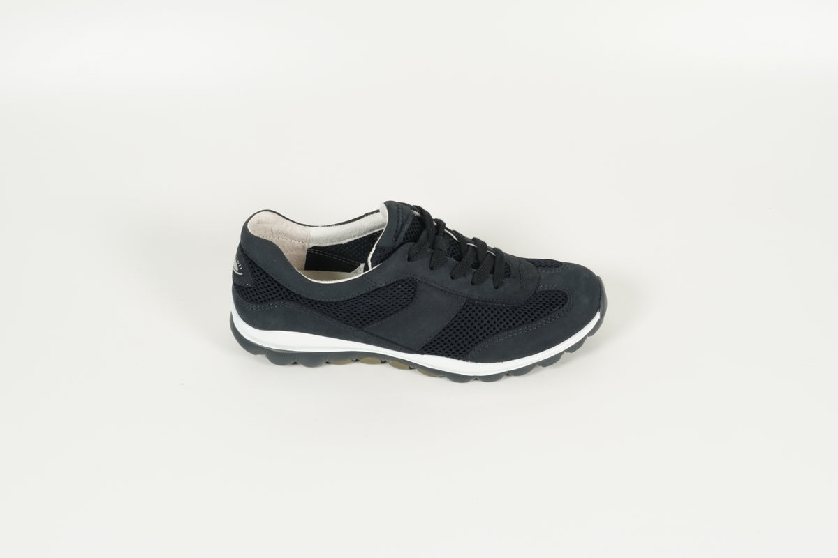 Sneaker Blau