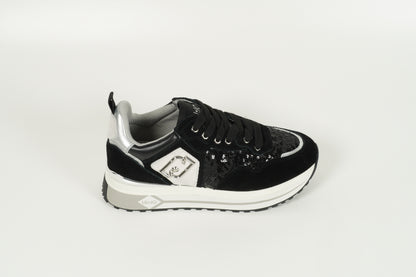 Sneaker Schwarz
