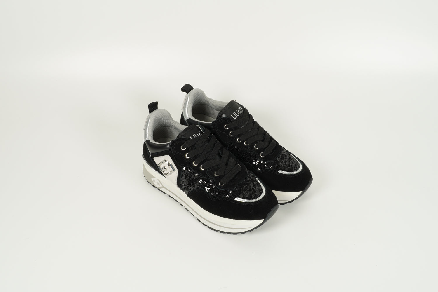 Sneaker Schwarz