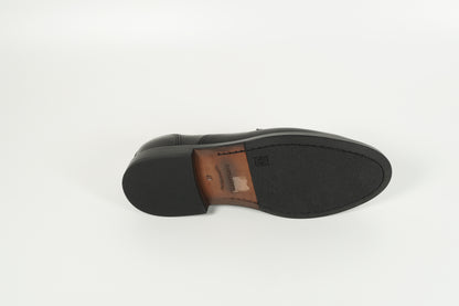 Schnürschuh Schwarz