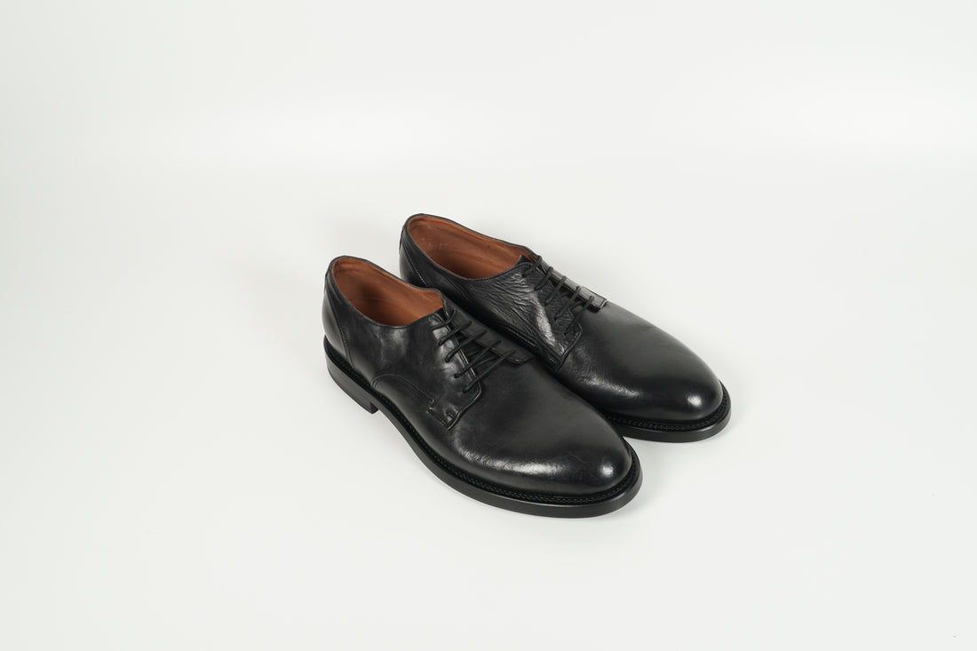Schnürschuh Schwarz