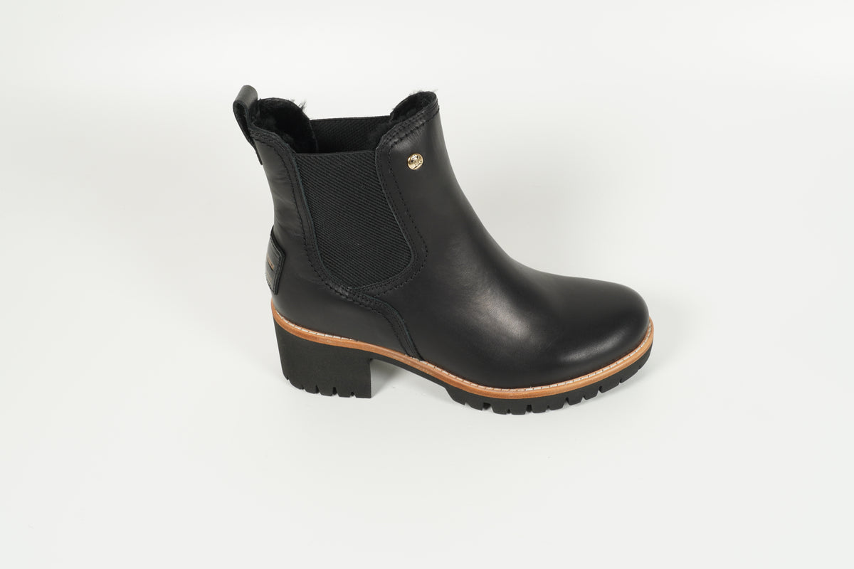 Boot Schwarz