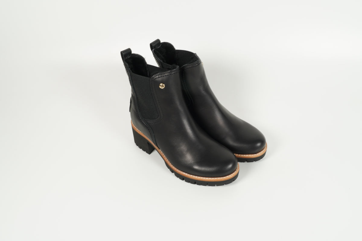 Boot Schwarz